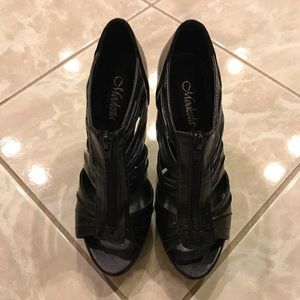 🤖2:$7/3:$10/4:$12🤖 Modesta Front Zip Heels